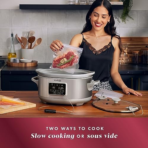 Crock-Pot 7 Quart Programmable Cook & Carry Slow Cooker - Choice 830